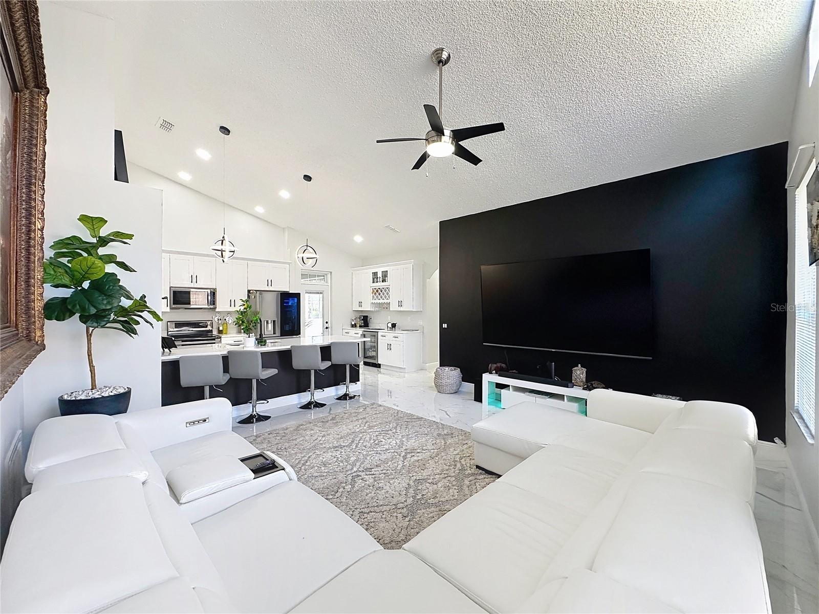 SOUTHERN DUNES ESTATES - Residential