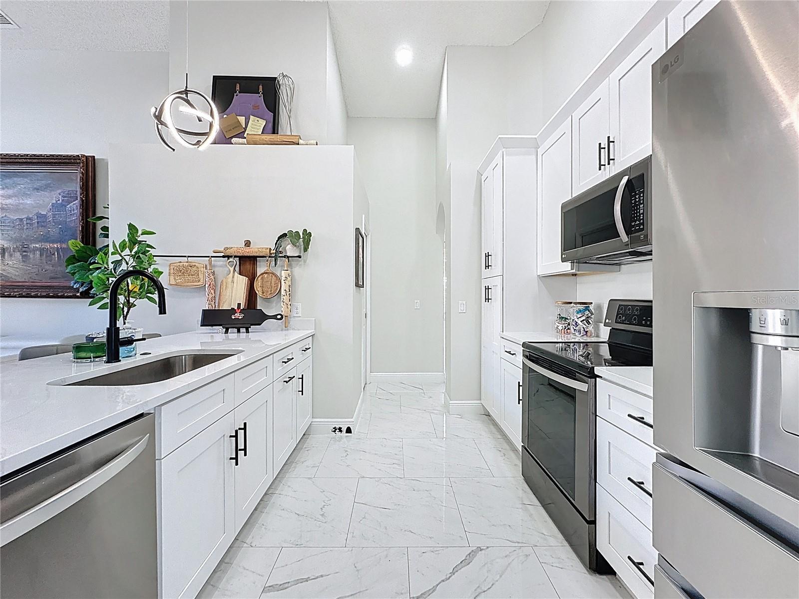 SOUTHERN DUNES ESTATES - Residential