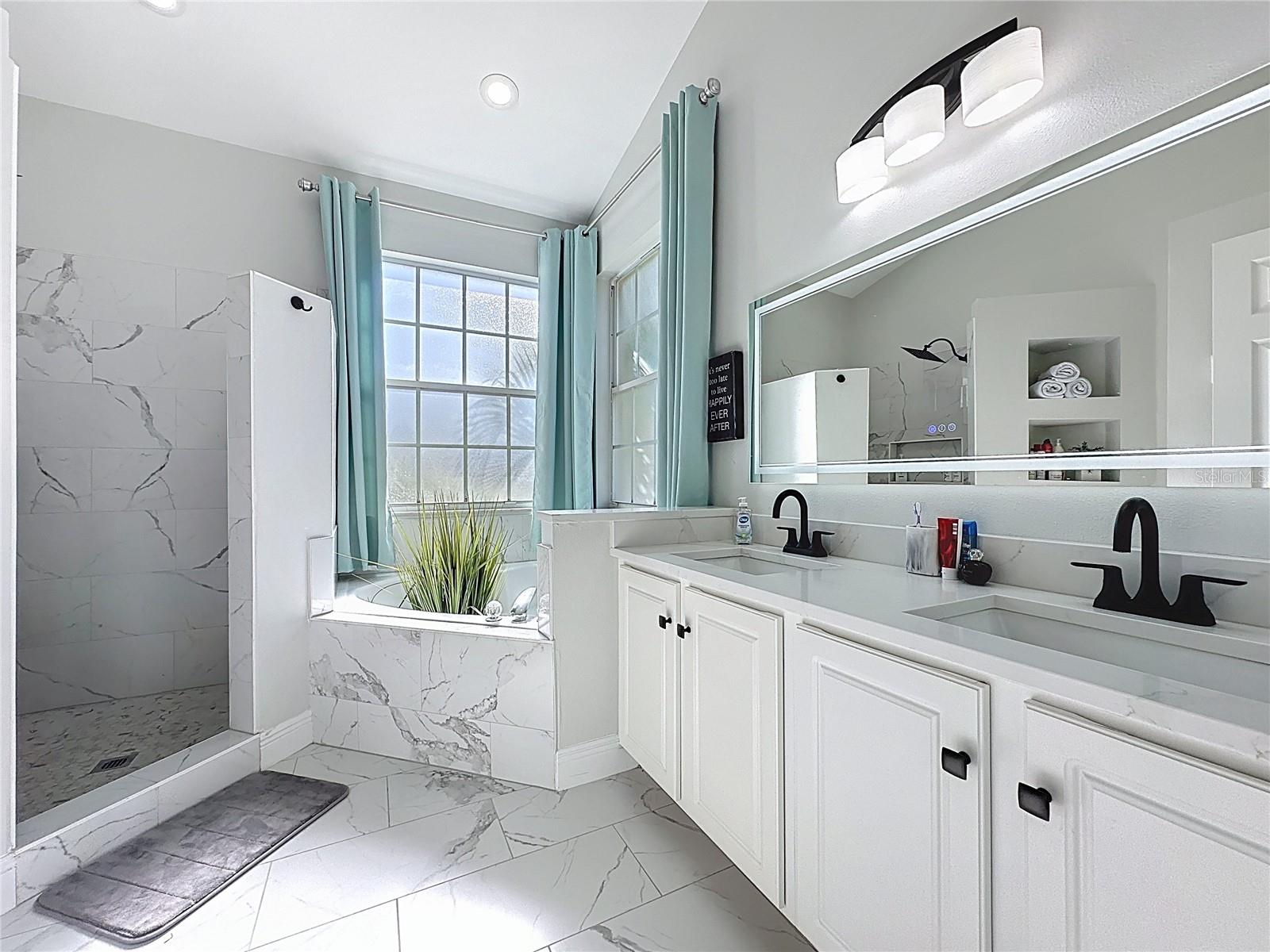 SOUTHERN DUNES ESTATES - Residential