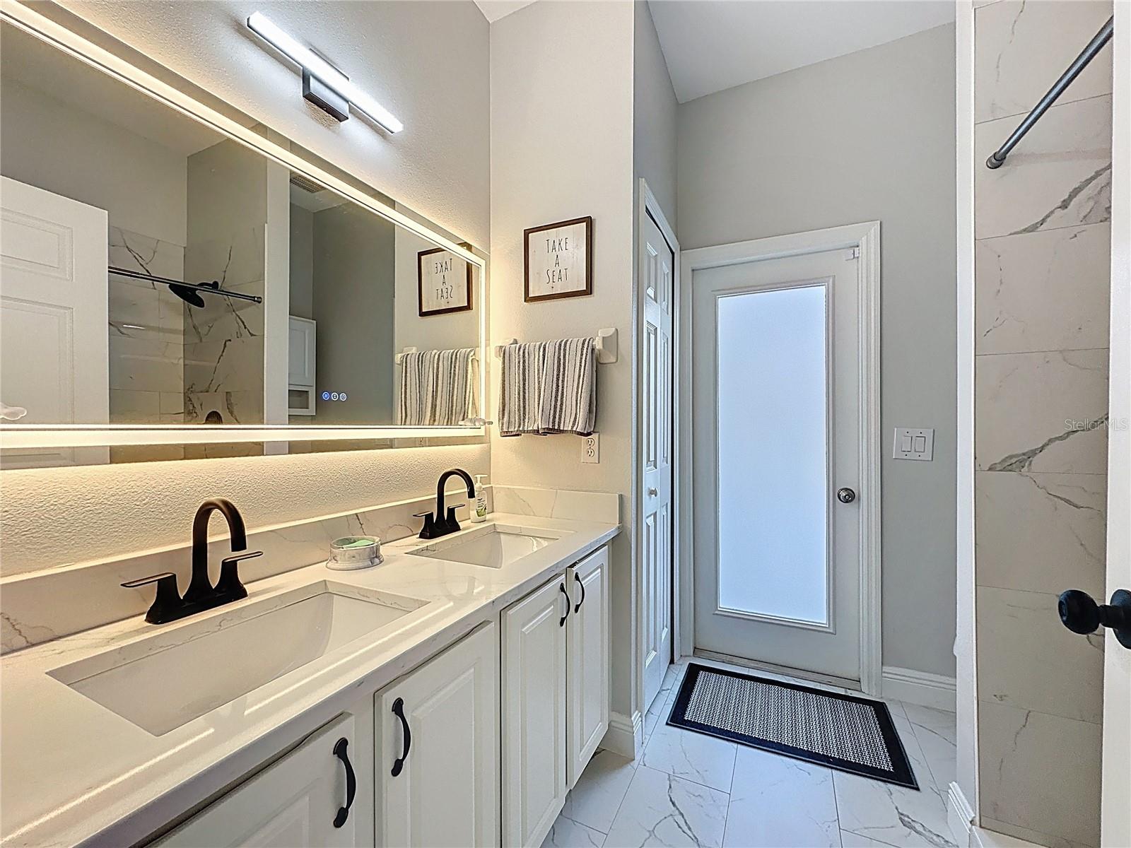 SOUTHERN DUNES ESTATES - Residential