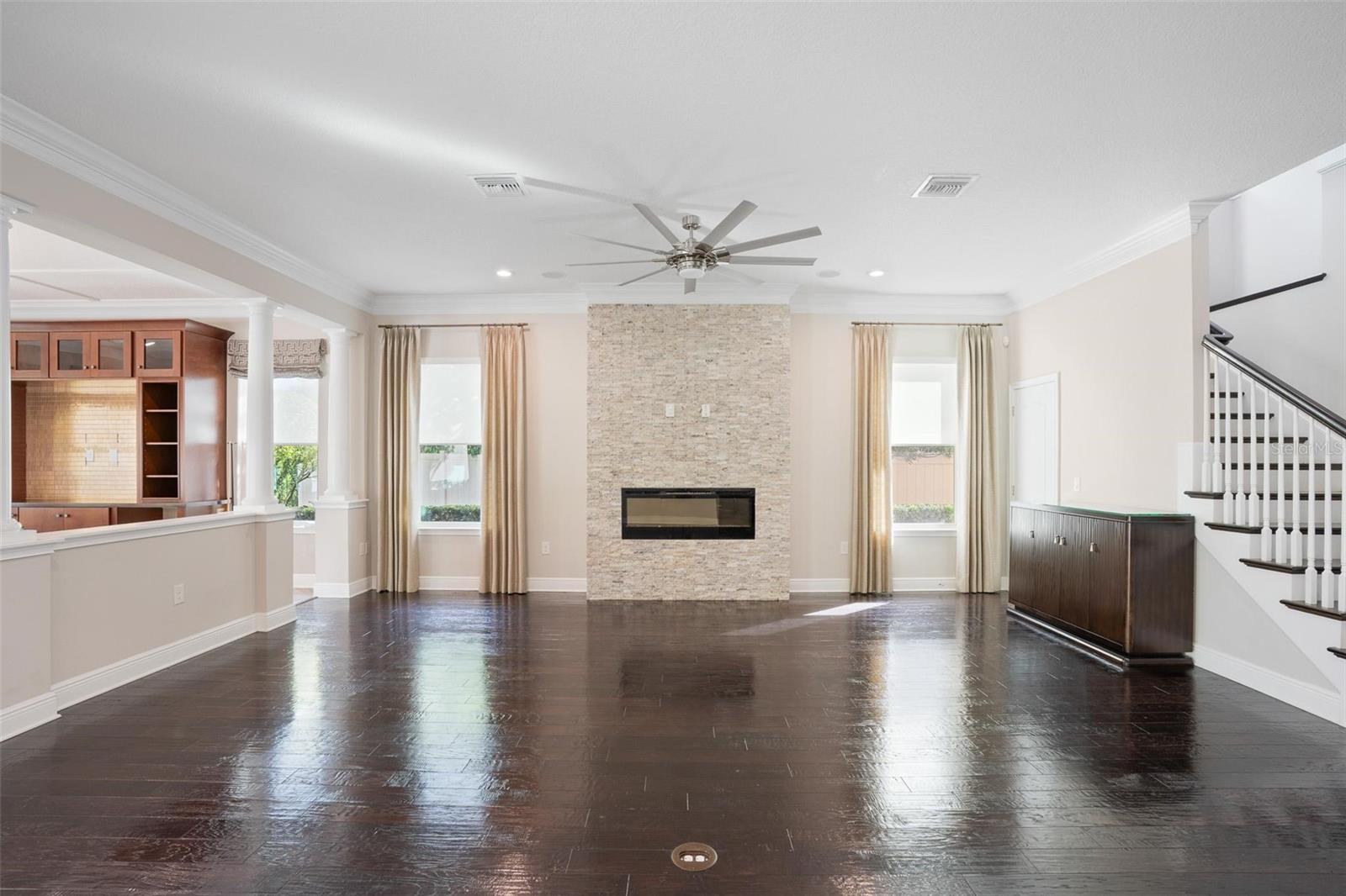 WINDSTONE - Residential