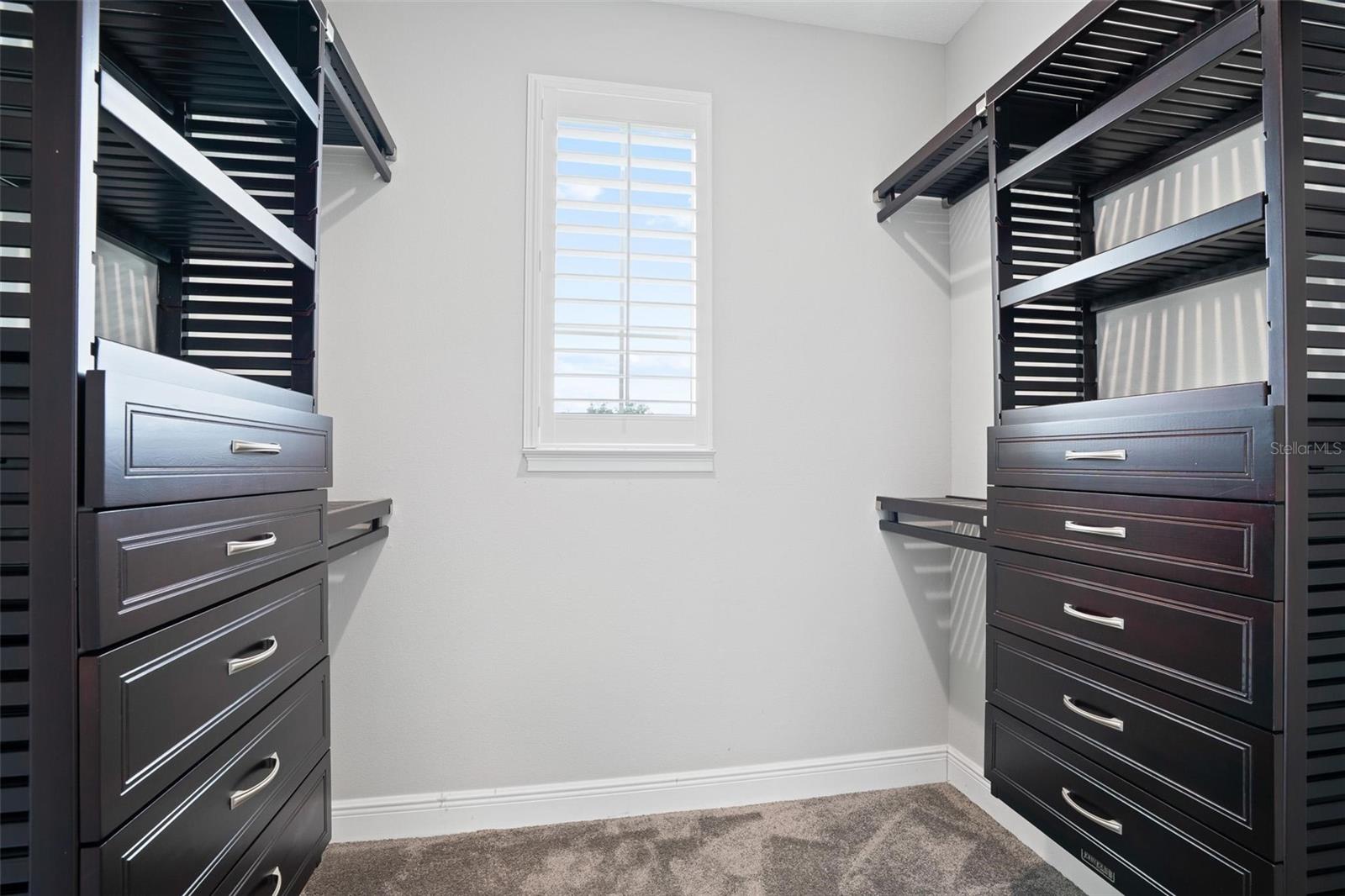 WINDSTONE - Residential