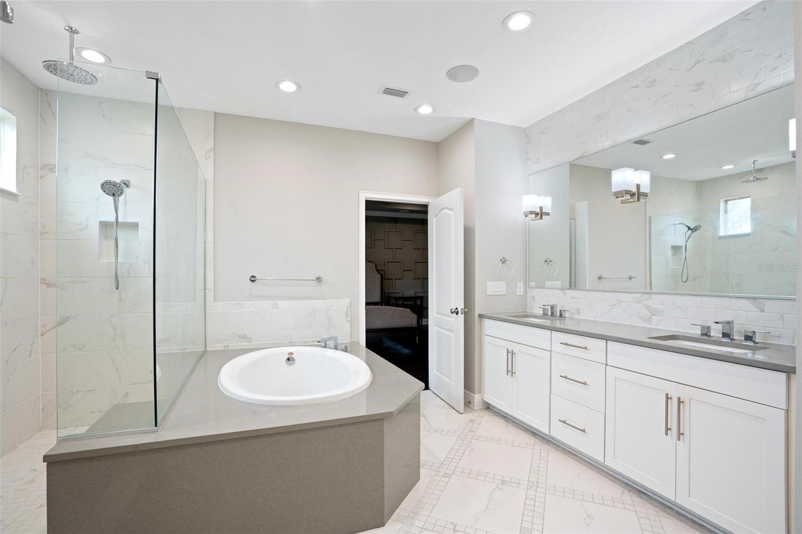 WINDSTONE - Residential