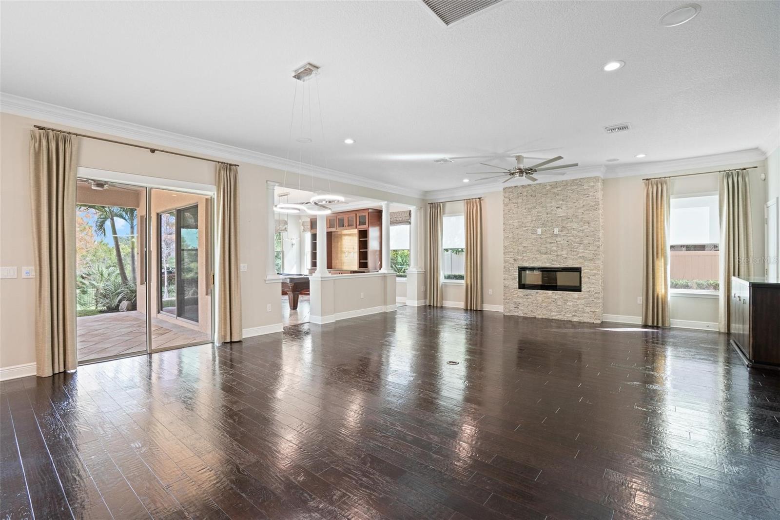 WINDSTONE - Residential