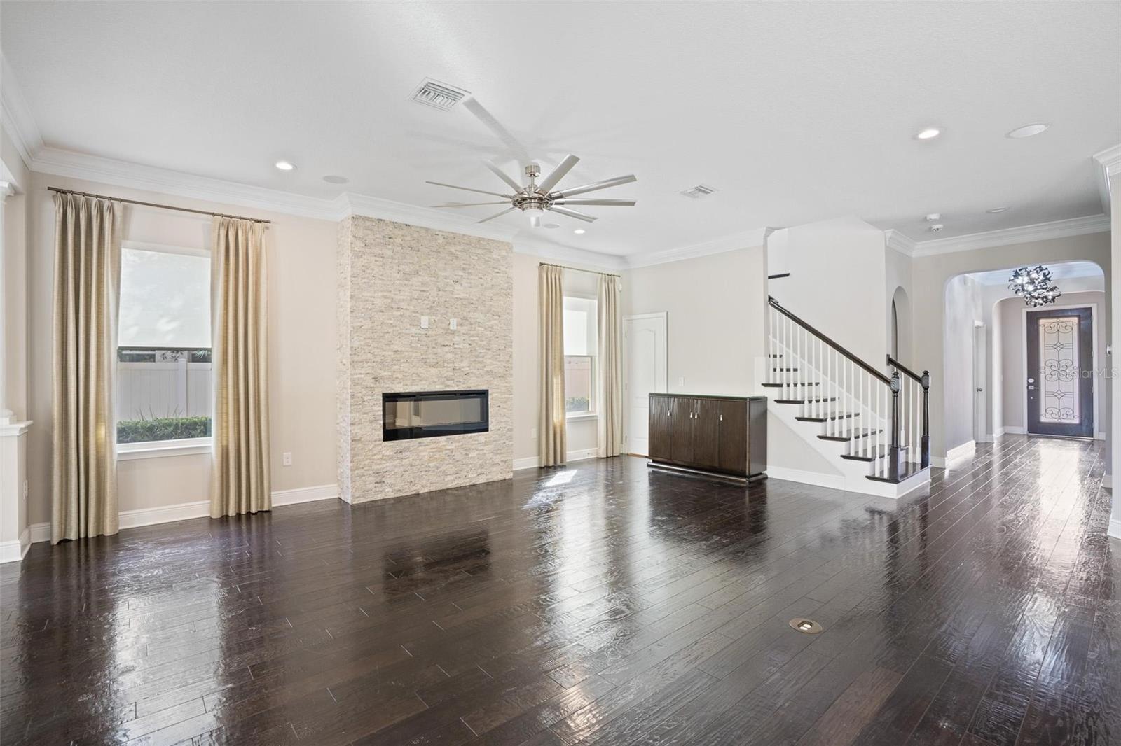 WINDSTONE - Residential