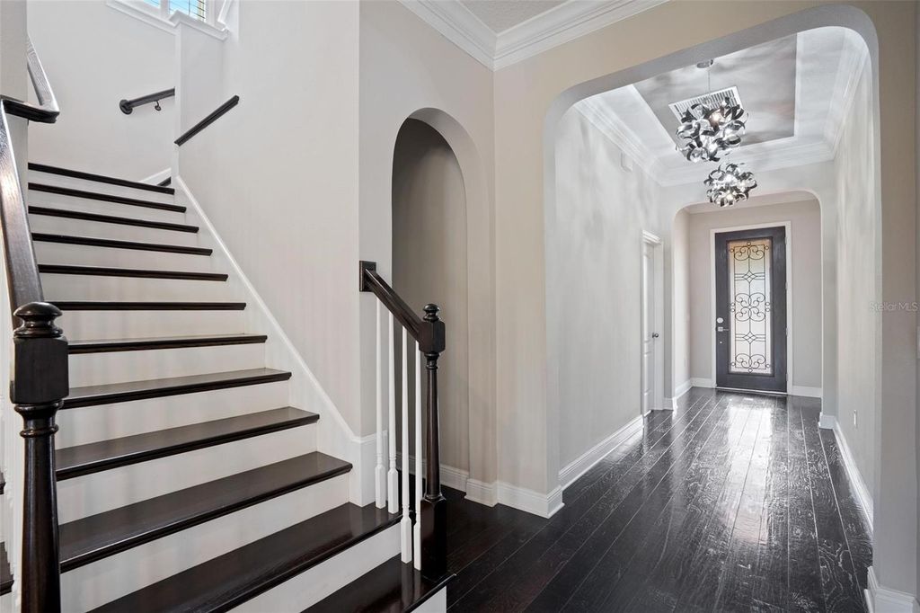 Photo of 12530 Climbing Vine Court, Windermere, FL 34786 (MLS # O6364745)