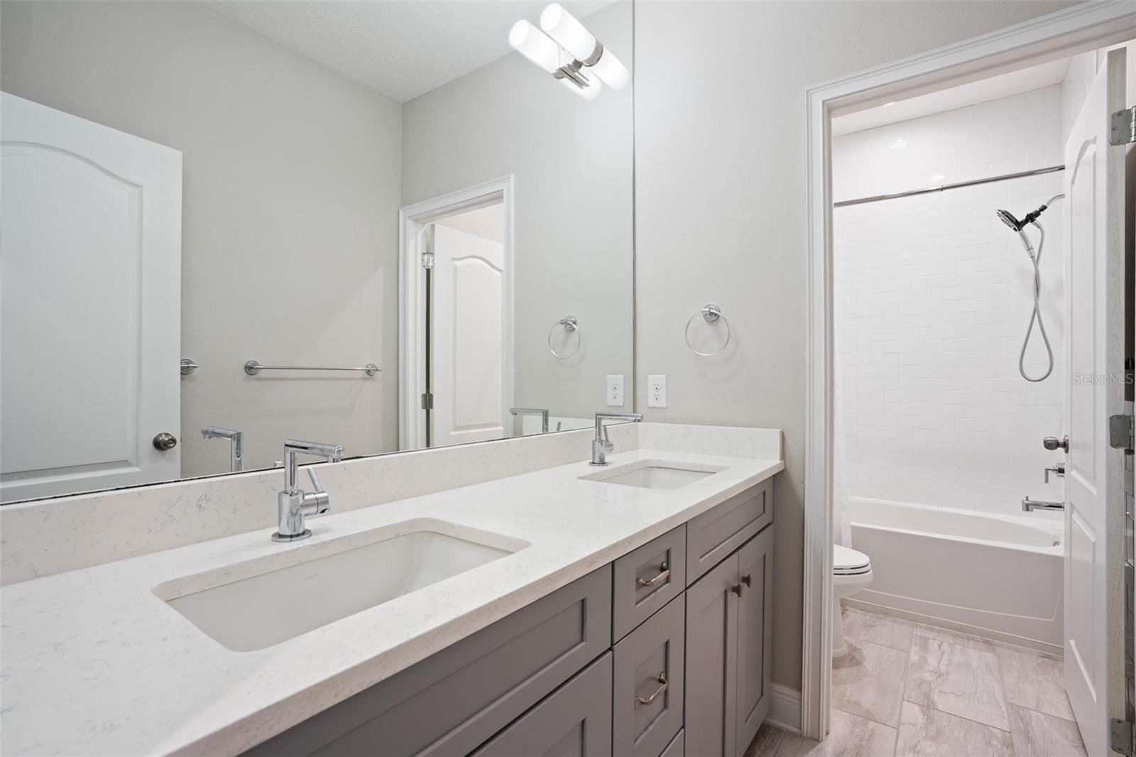 WINDSTONE - Residential