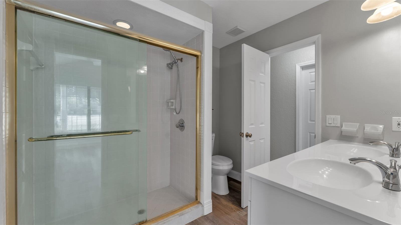 HIGHLAND GARDENS - Residential