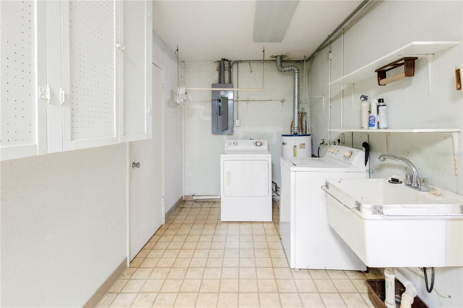 WILLISTON HLNDS UN 3 - Residential