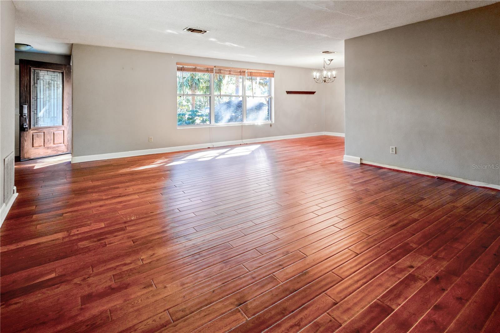 WILLISTON HLNDS UN 3 - Residential