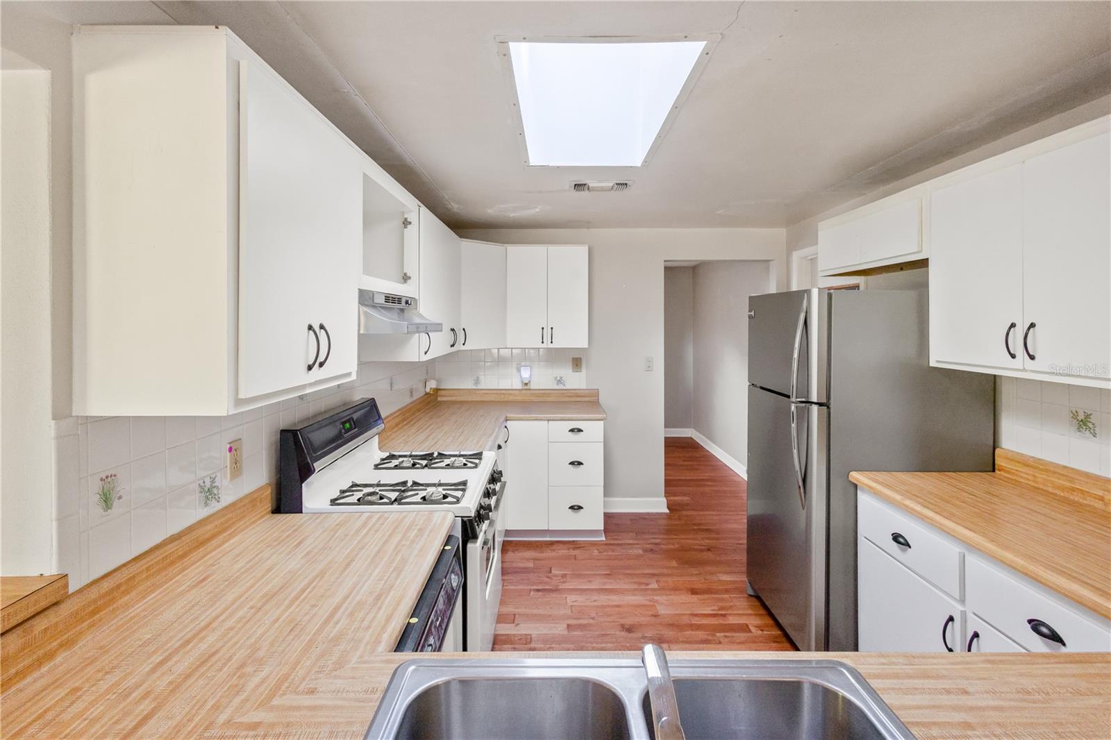 WILLISTON HLNDS UN 3 - Residential