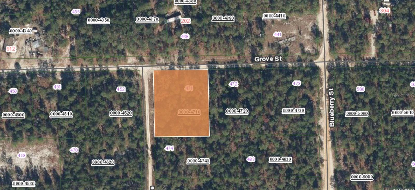 FOREST HILLS ESTATES - Land