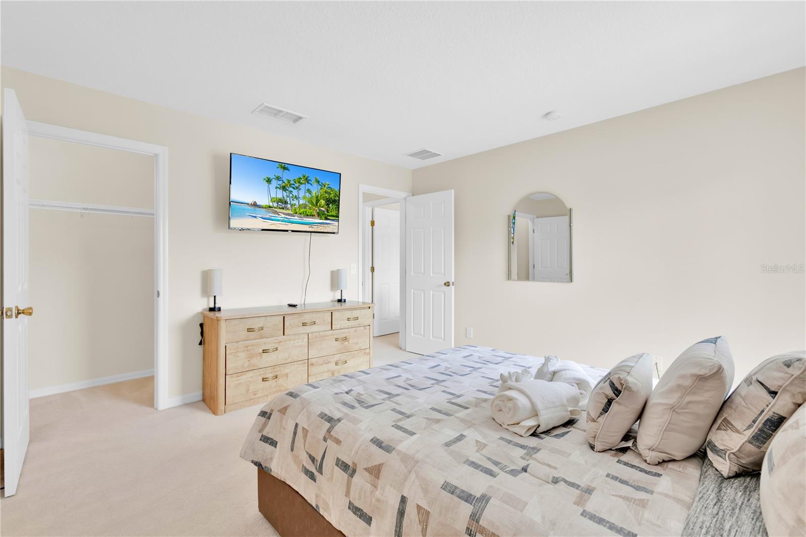 LEGACY PARK PH 1 - Residential Lease