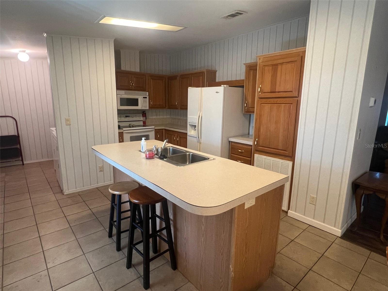 BEL-AIRE MOBILE VILLAGE UNREC - Residential