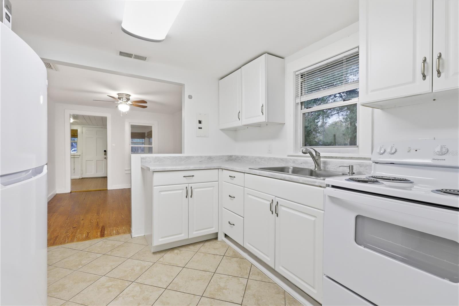 1743 - ORANGE GROVE GARDENS SUB ETAL - Residential