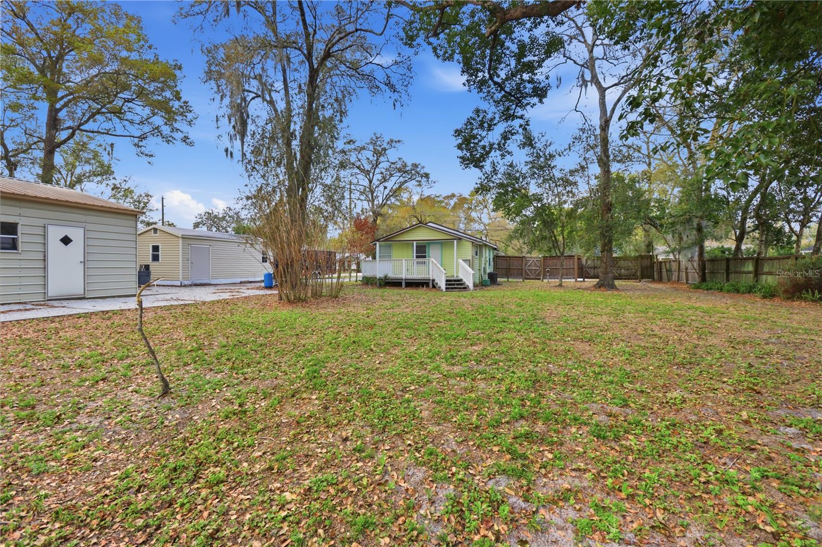 1743 - ORANGE GROVE GARDENS SUB ETAL - Residential