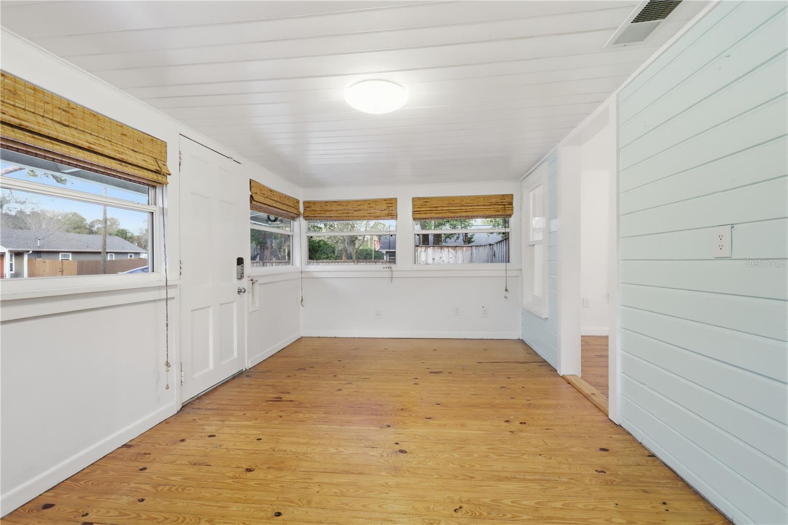 1120 E MINNESOTA AVENUE