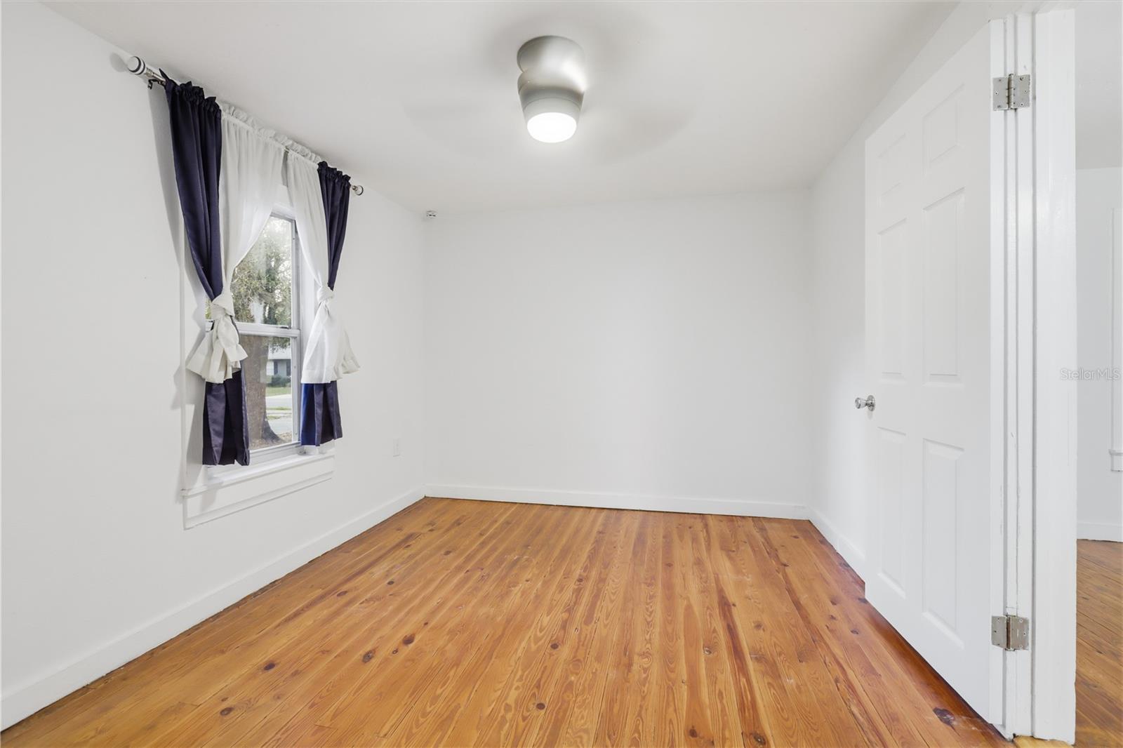 1743 - ORANGE GROVE GARDENS SUB ETAL - Residential