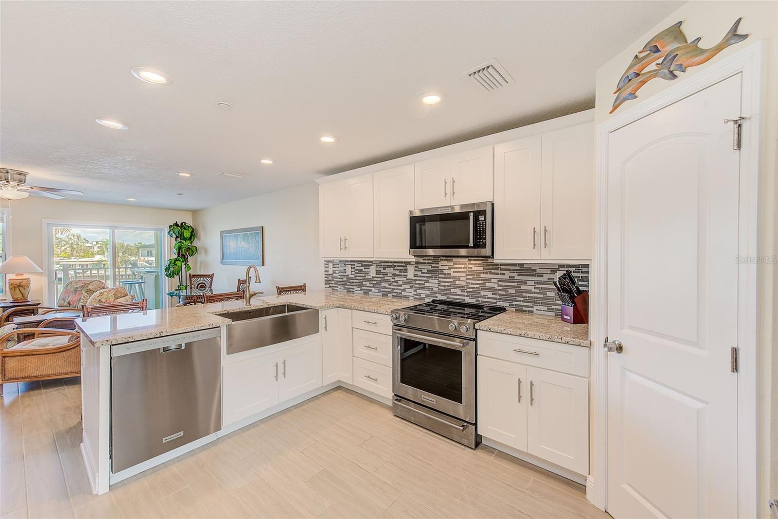 LANDINGS AT WINDRUSH THE CONDO - Residential