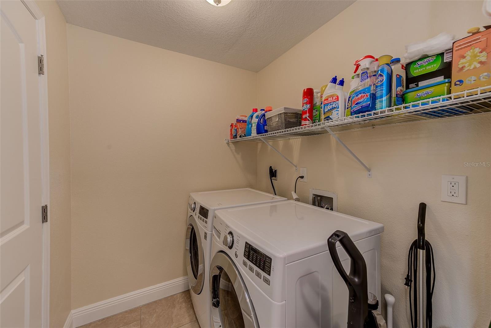 LANDINGS AT WINDRUSH THE CONDO - Residential