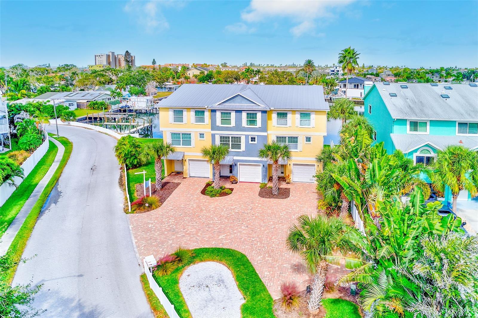 100 WINDRUSH BOULEVARD 2