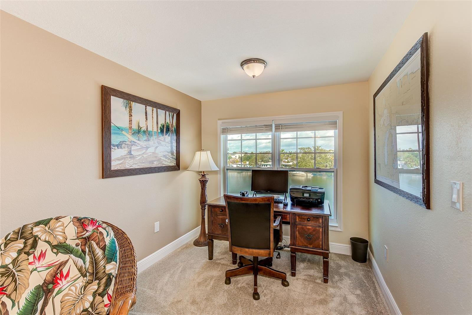 LANDINGS AT WINDRUSH THE CONDO - Residential