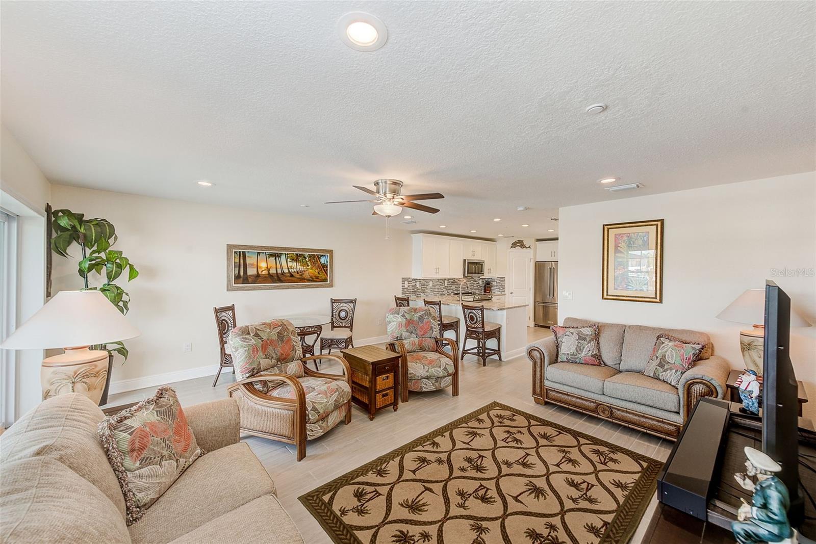 LANDINGS AT WINDRUSH THE CONDO - Residential