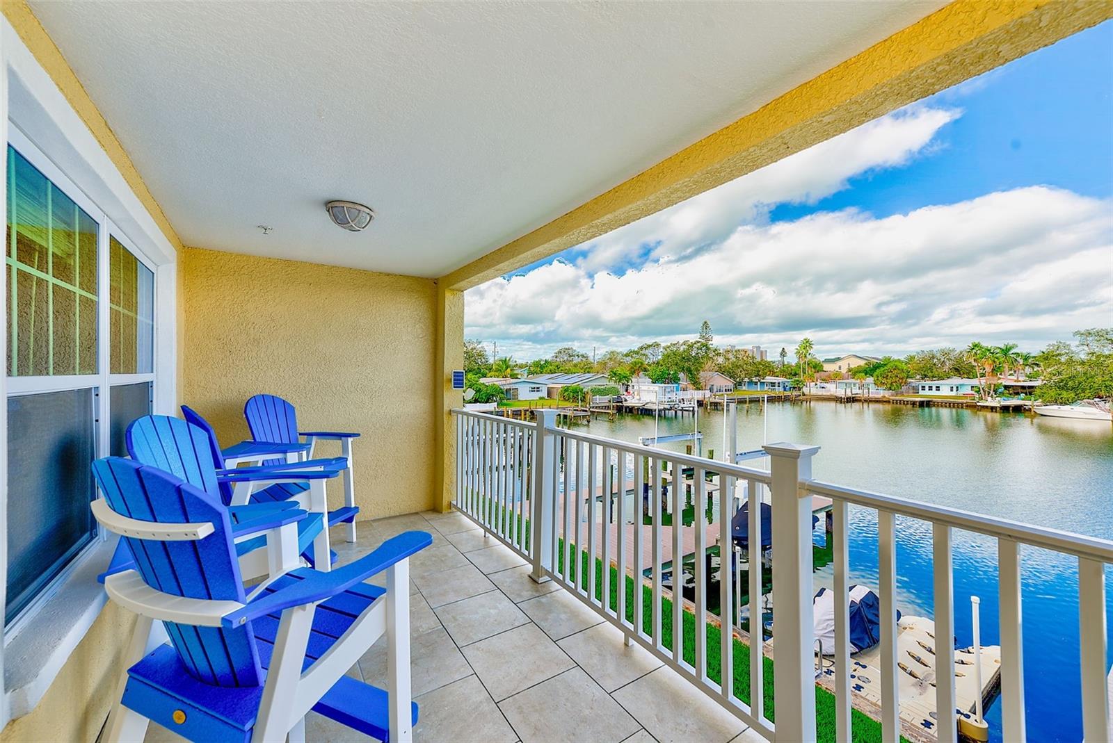 LANDINGS AT WINDRUSH THE CONDO - Residential