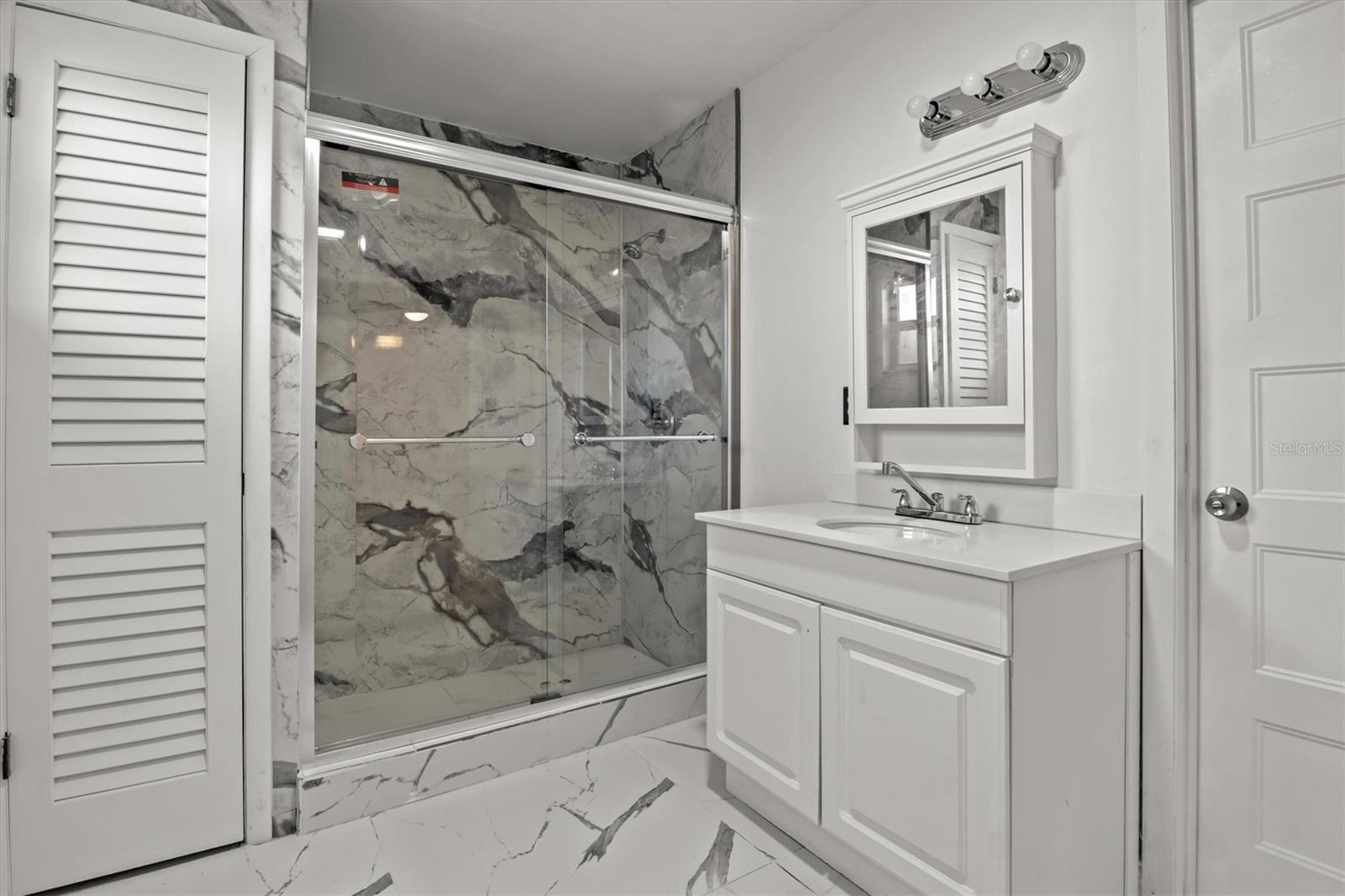 LENA VISTA SUB - Residential