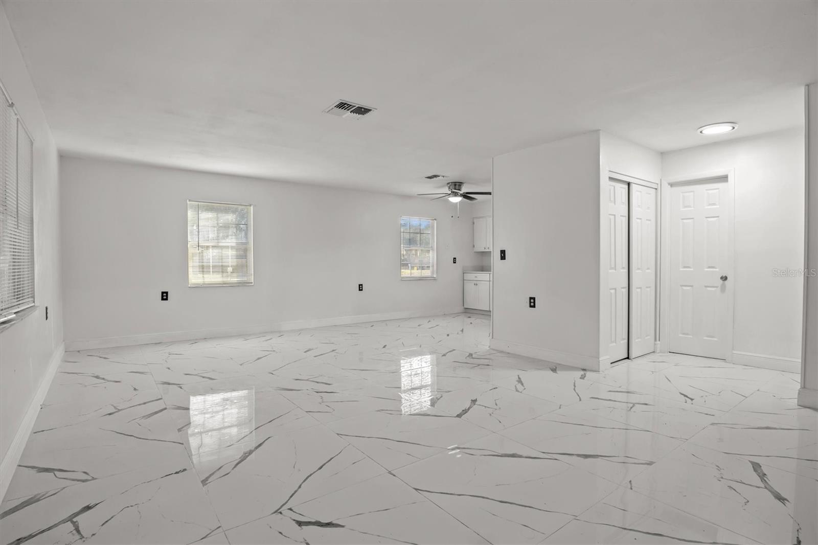 LENA VISTA SUB - Residential