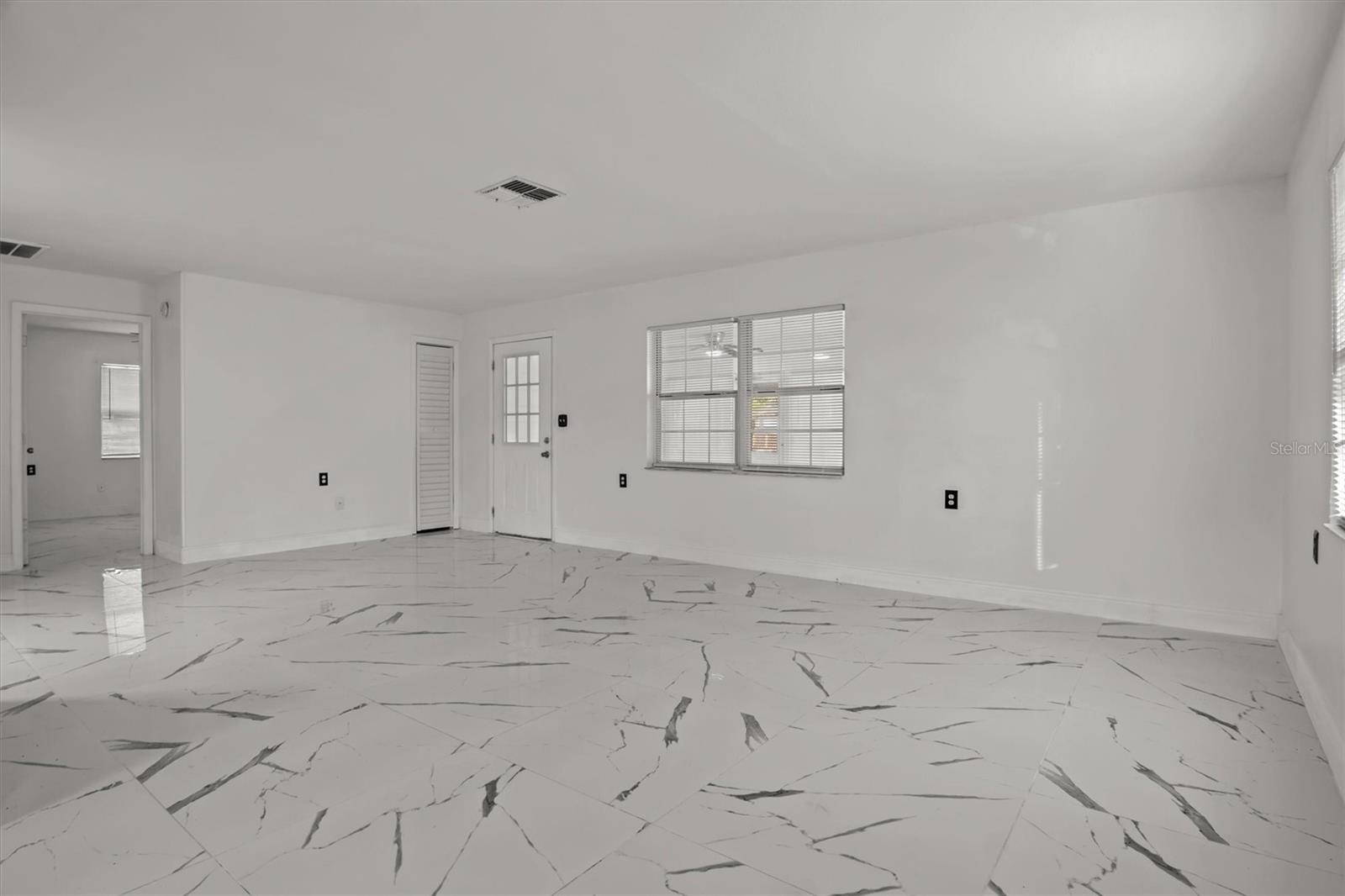 LENA VISTA SUB - Residential