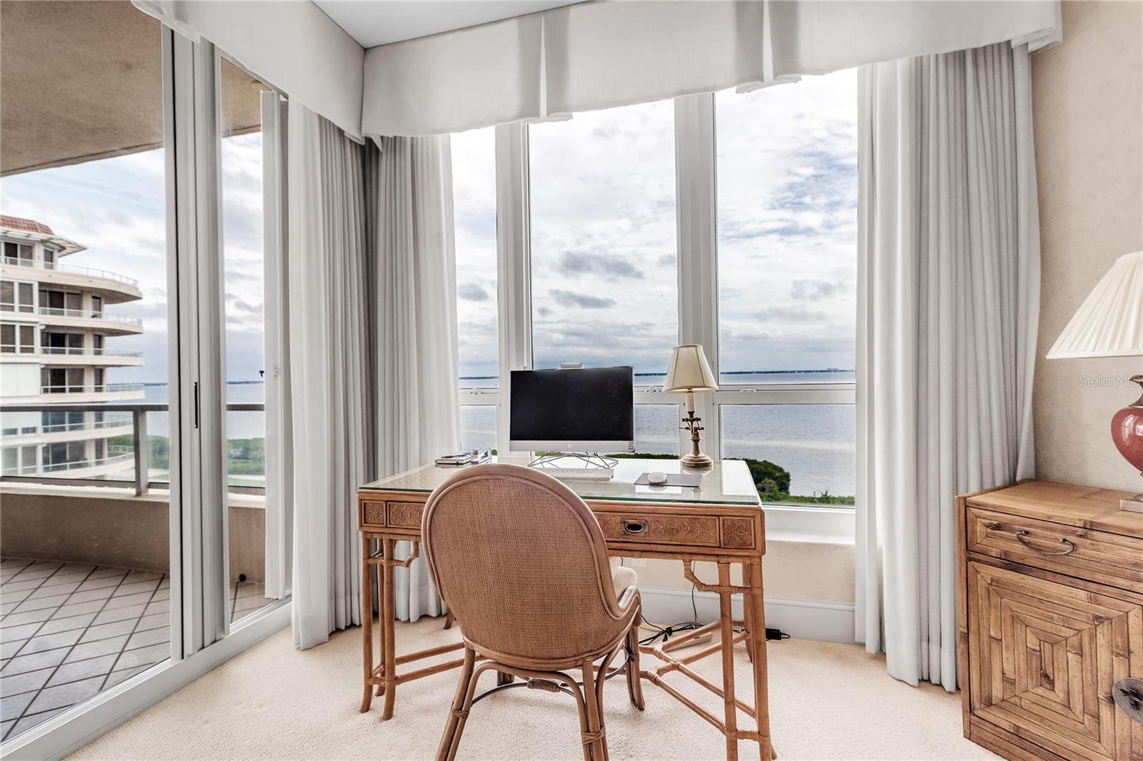 GRAND BAY 4 - Residential