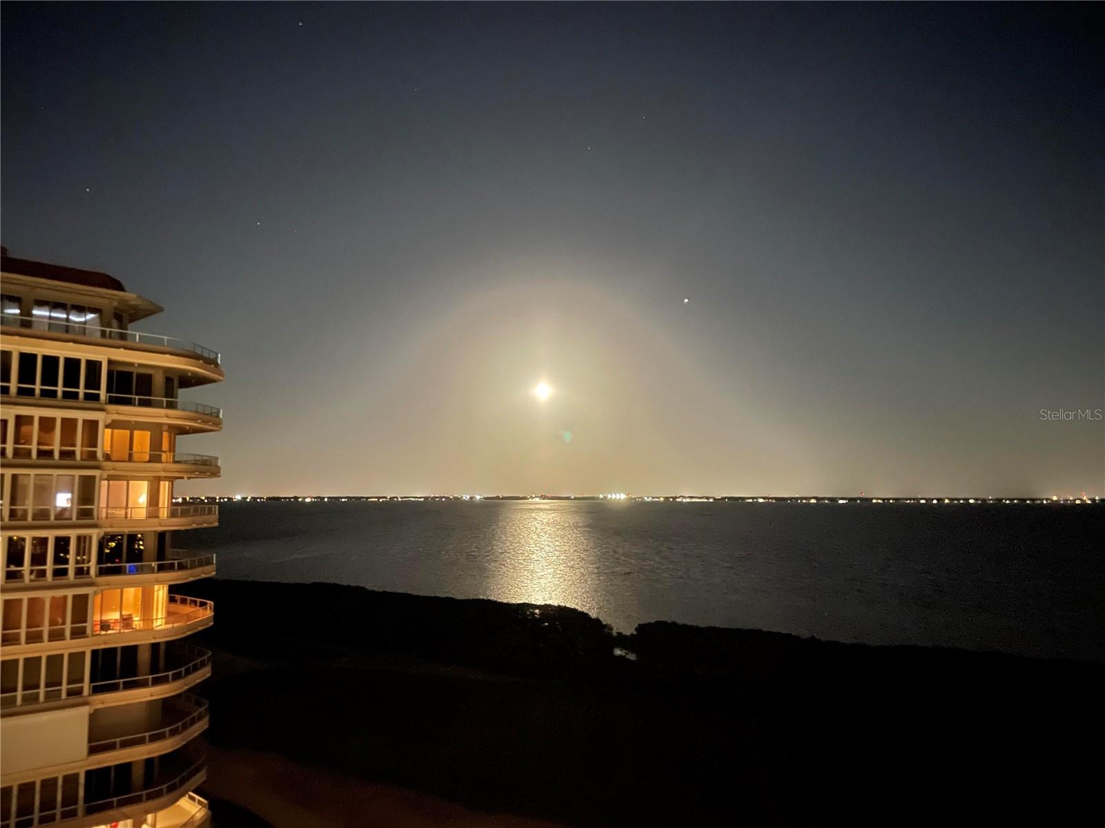 GRAND BAY 4 - Residential