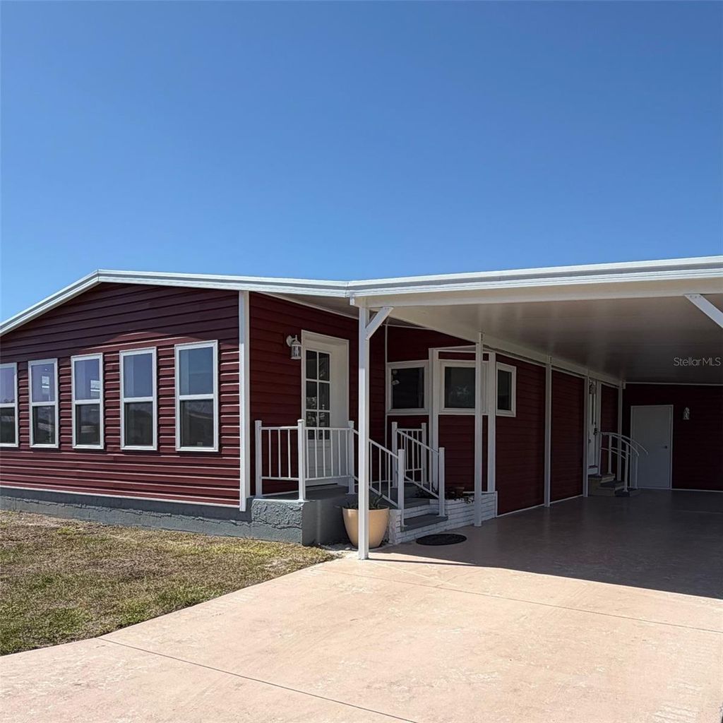 Photo of 363 Longwood Drive, Venice, FL 34285 (MLS # N6144096)
