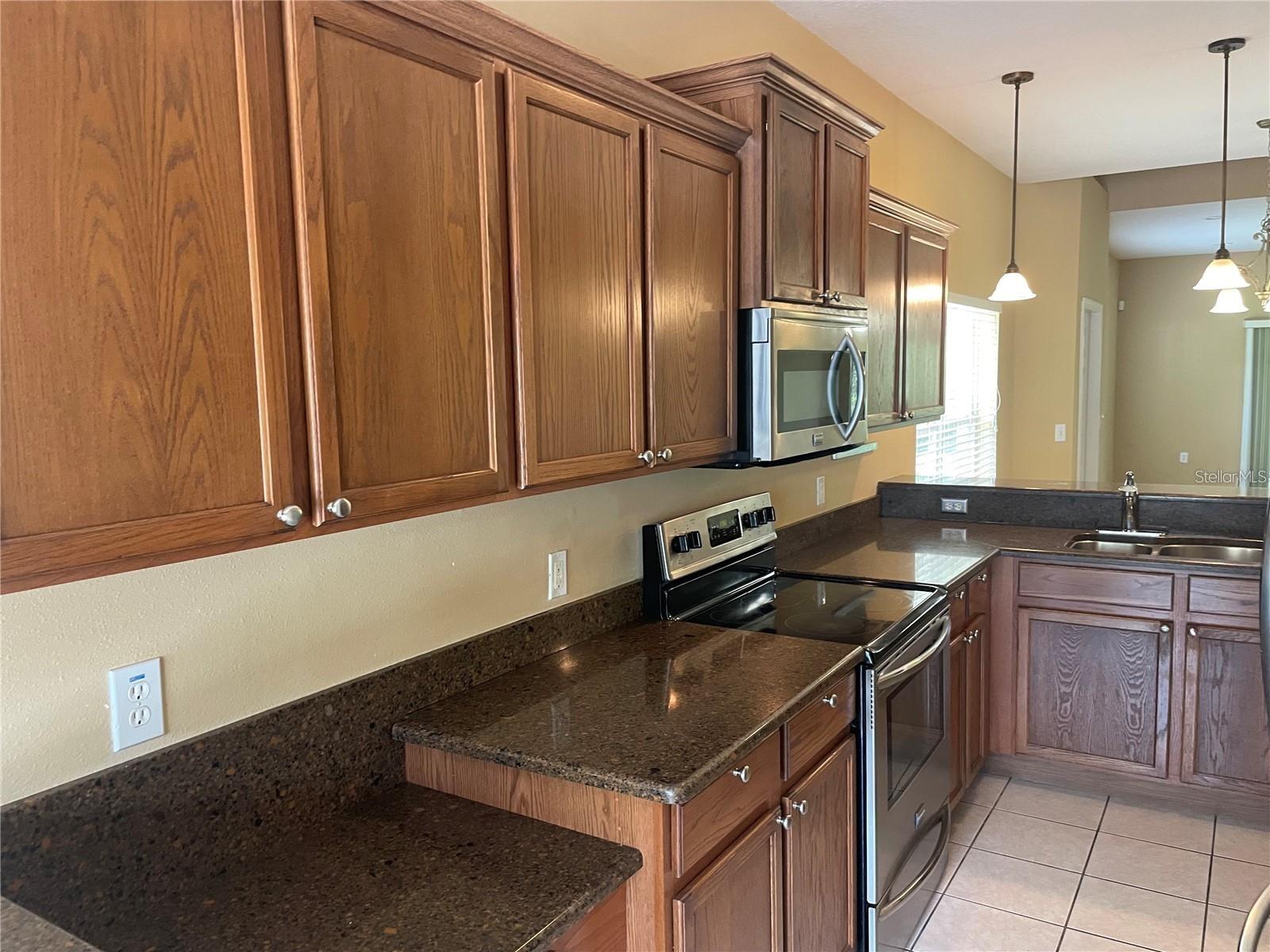 HAMMOCKS - Residential Lease