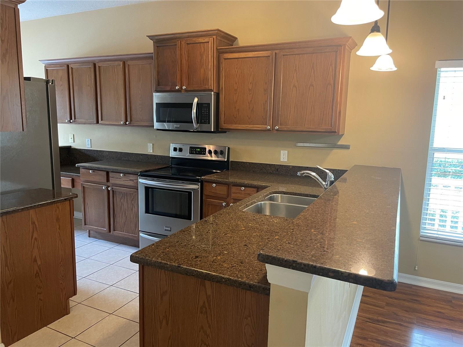 HAMMOCKS - Residential Lease