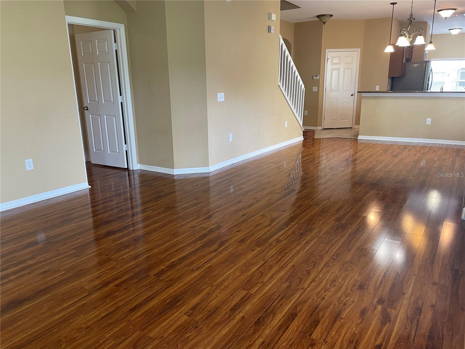 HAMMOCKS - Residential Lease