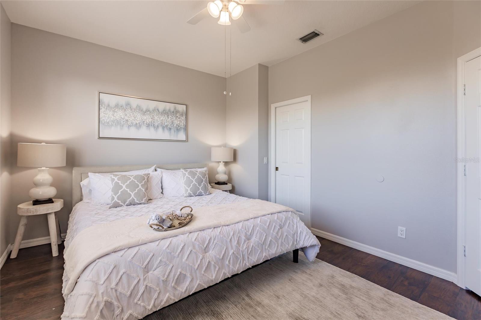 PARKSTONE - Residential