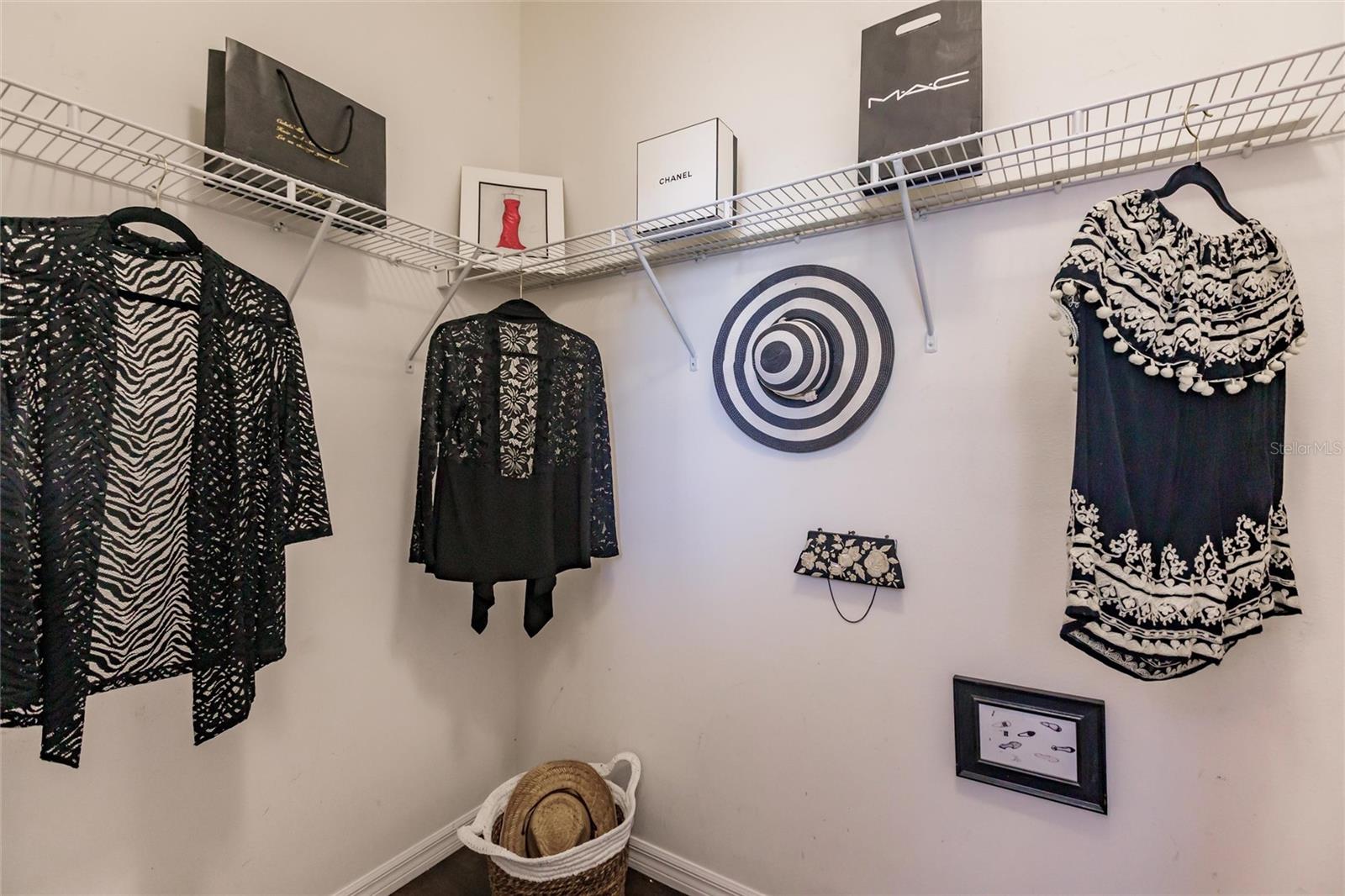 PARKSTONE - Residential