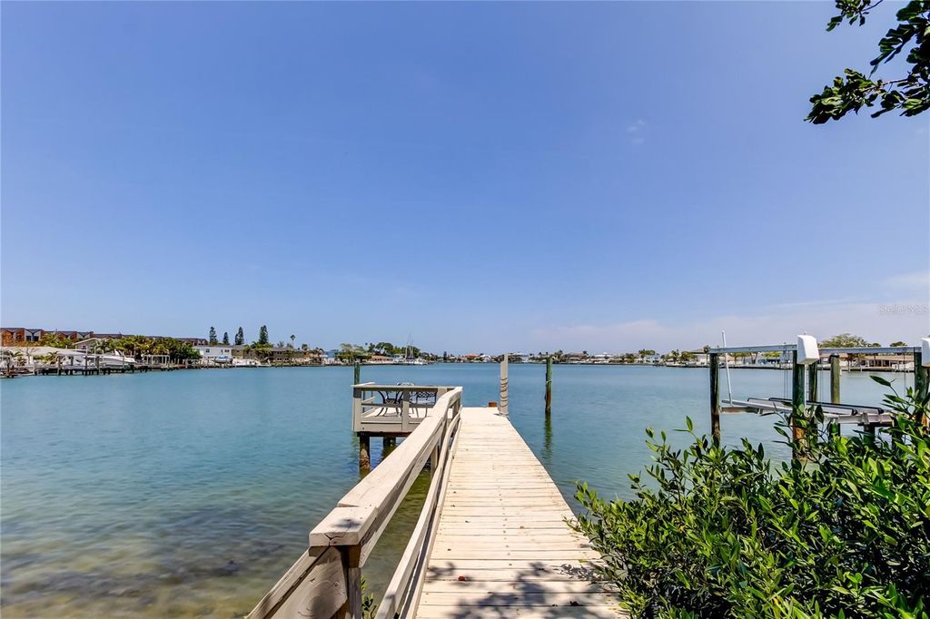 Photo of 412 20th Avenue, Indian Rocks Beach, FL 33785 (MLS # TB8382252)