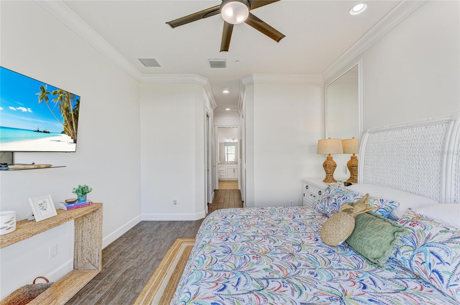 EDGEWATER WALK ON HARBOUR ISLE 5-36 - Residential