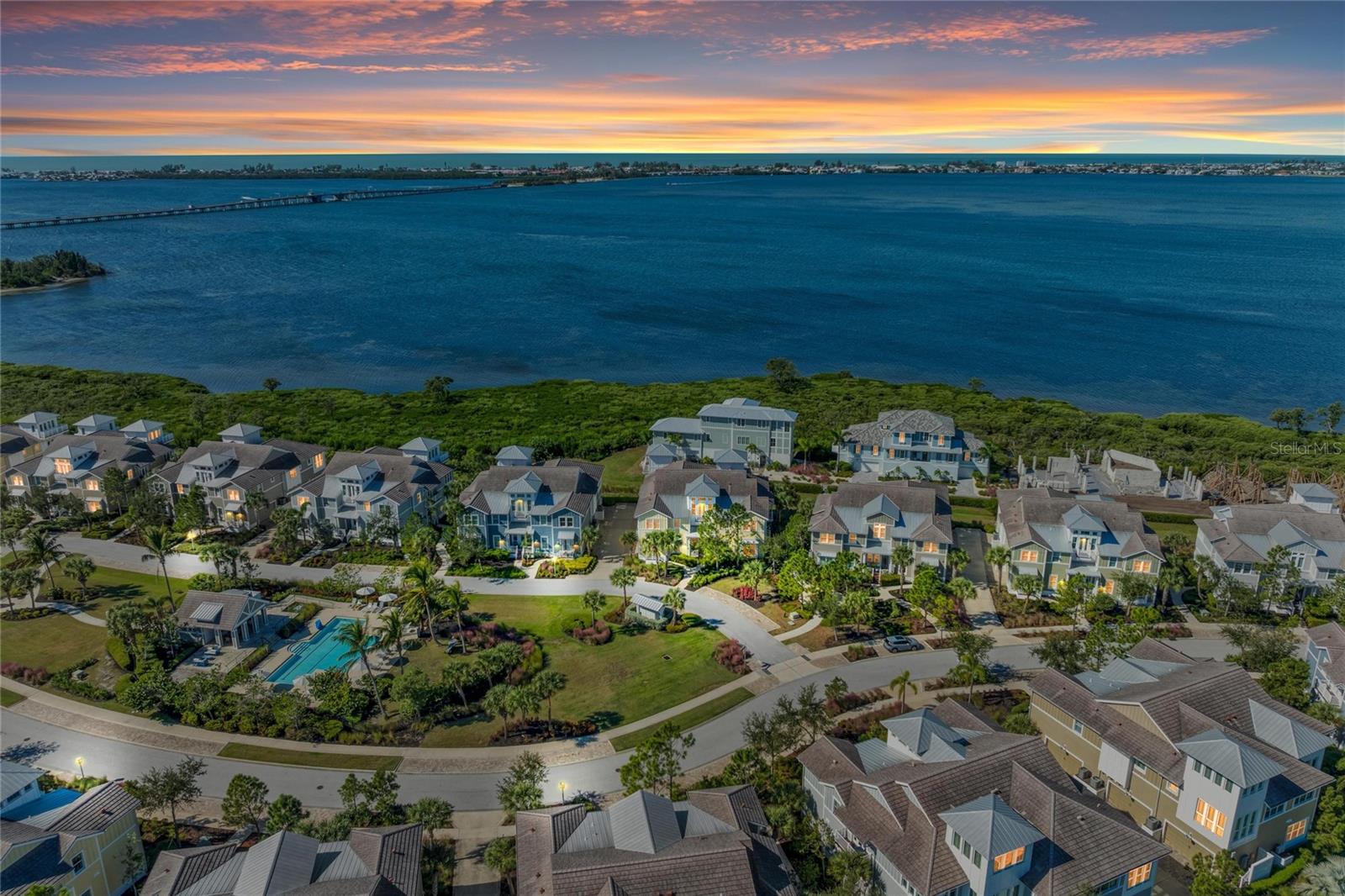 334 CASTAWAY CAY DRIVE 101