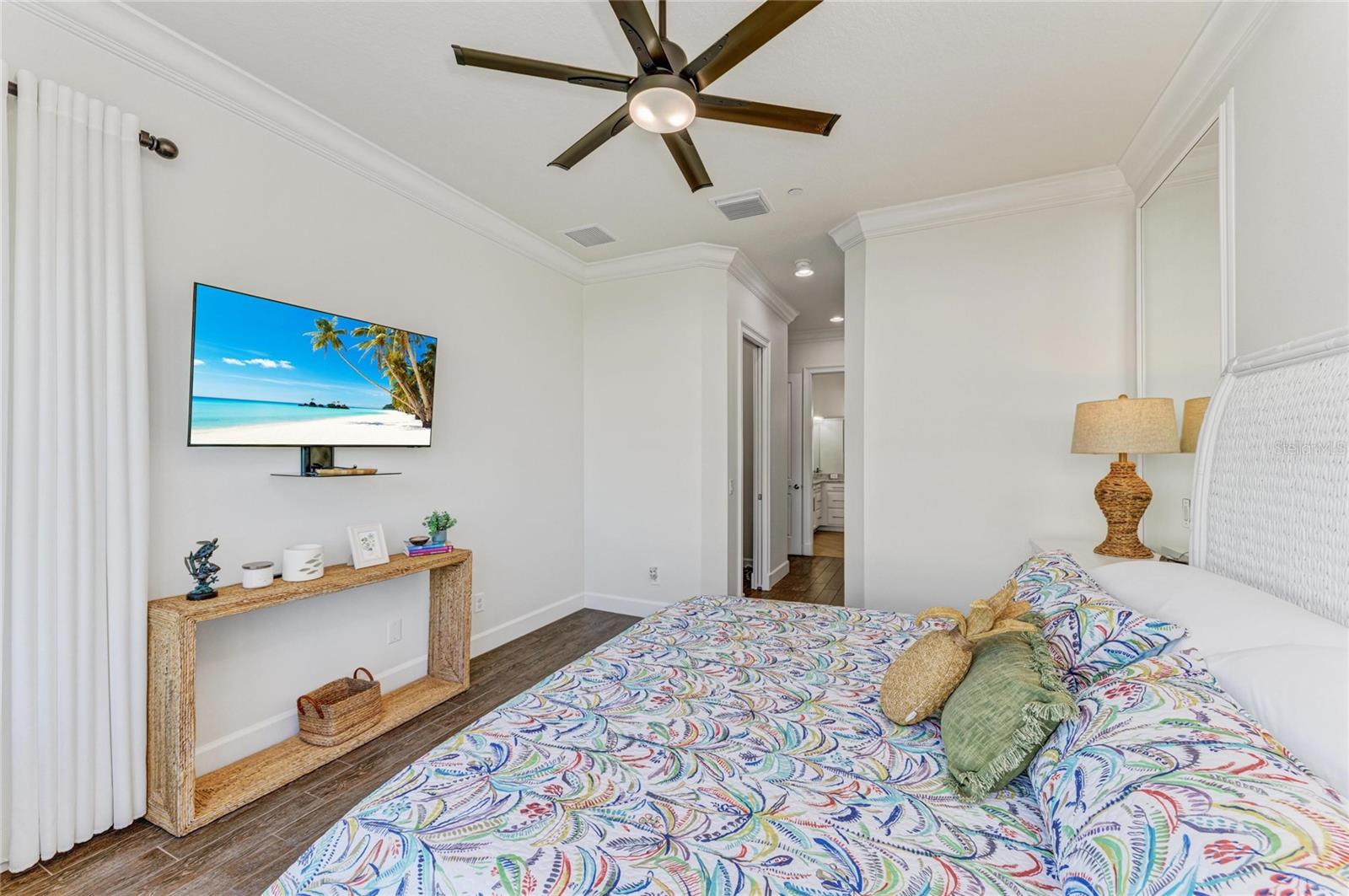 EDGEWATER WALK ON HARBOUR ISLE 5-36 - Residential