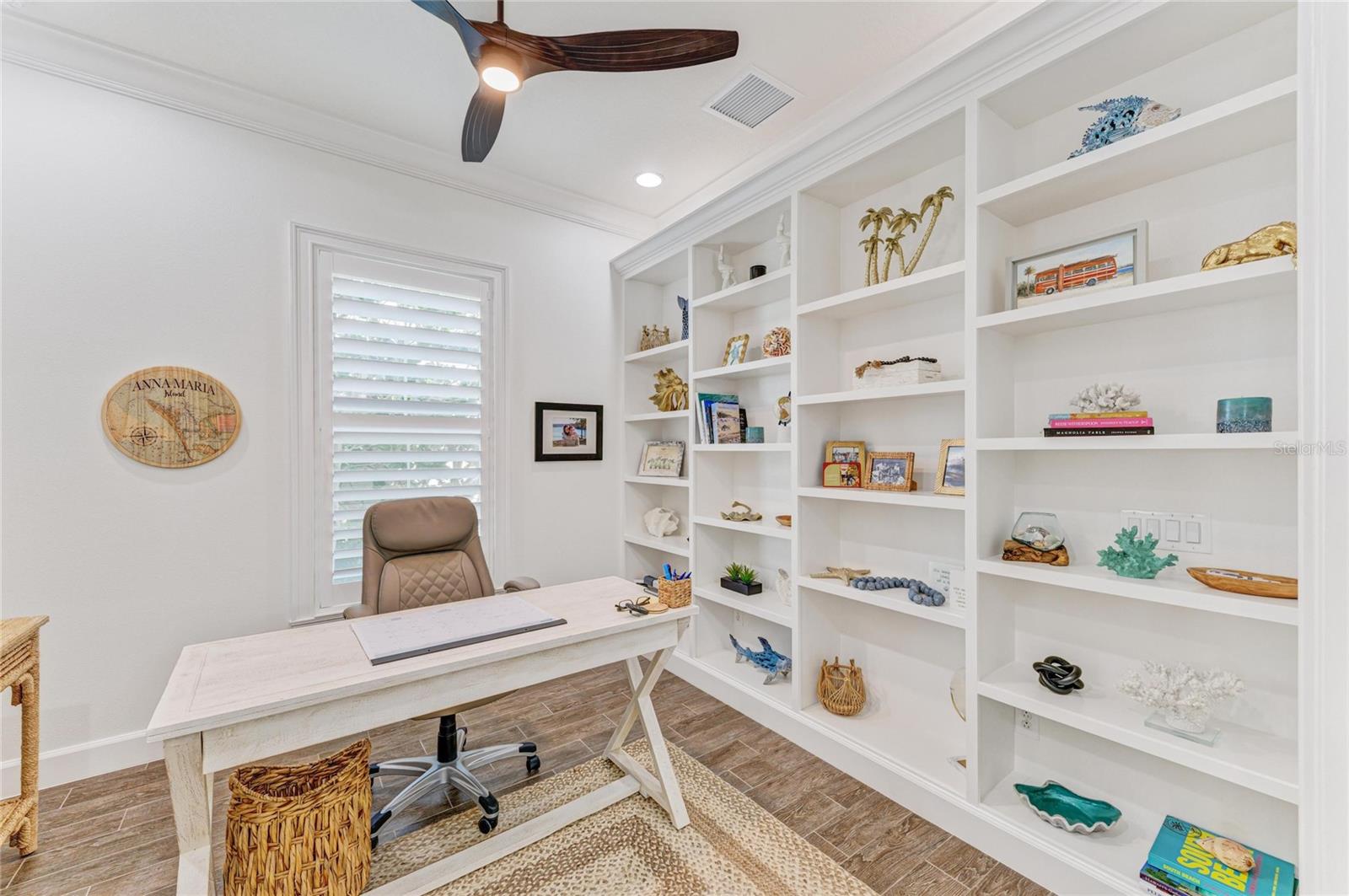 EDGEWATER WALK ON HARBOUR ISLE 5-36 - Residential