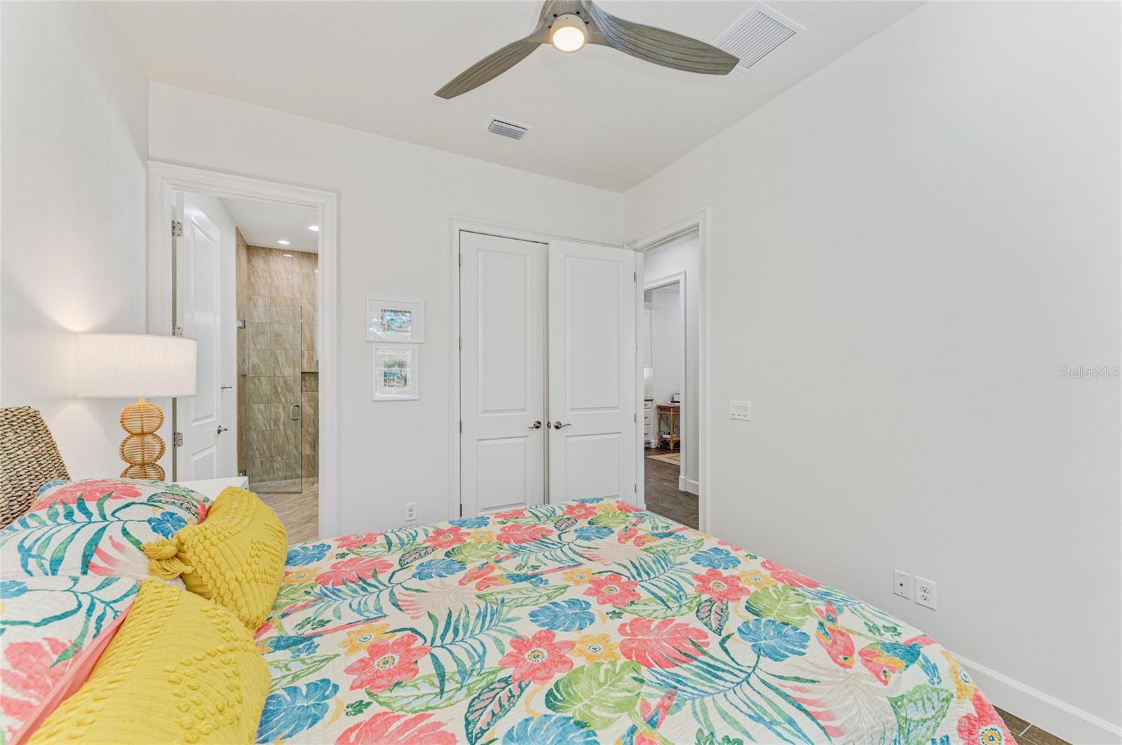 EDGEWATER WALK ON HARBOUR ISLE 5-36 - Residential