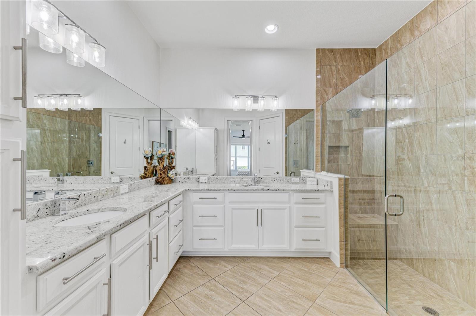 EDGEWATER WALK ON HARBOUR ISLE 5-36 - Residential