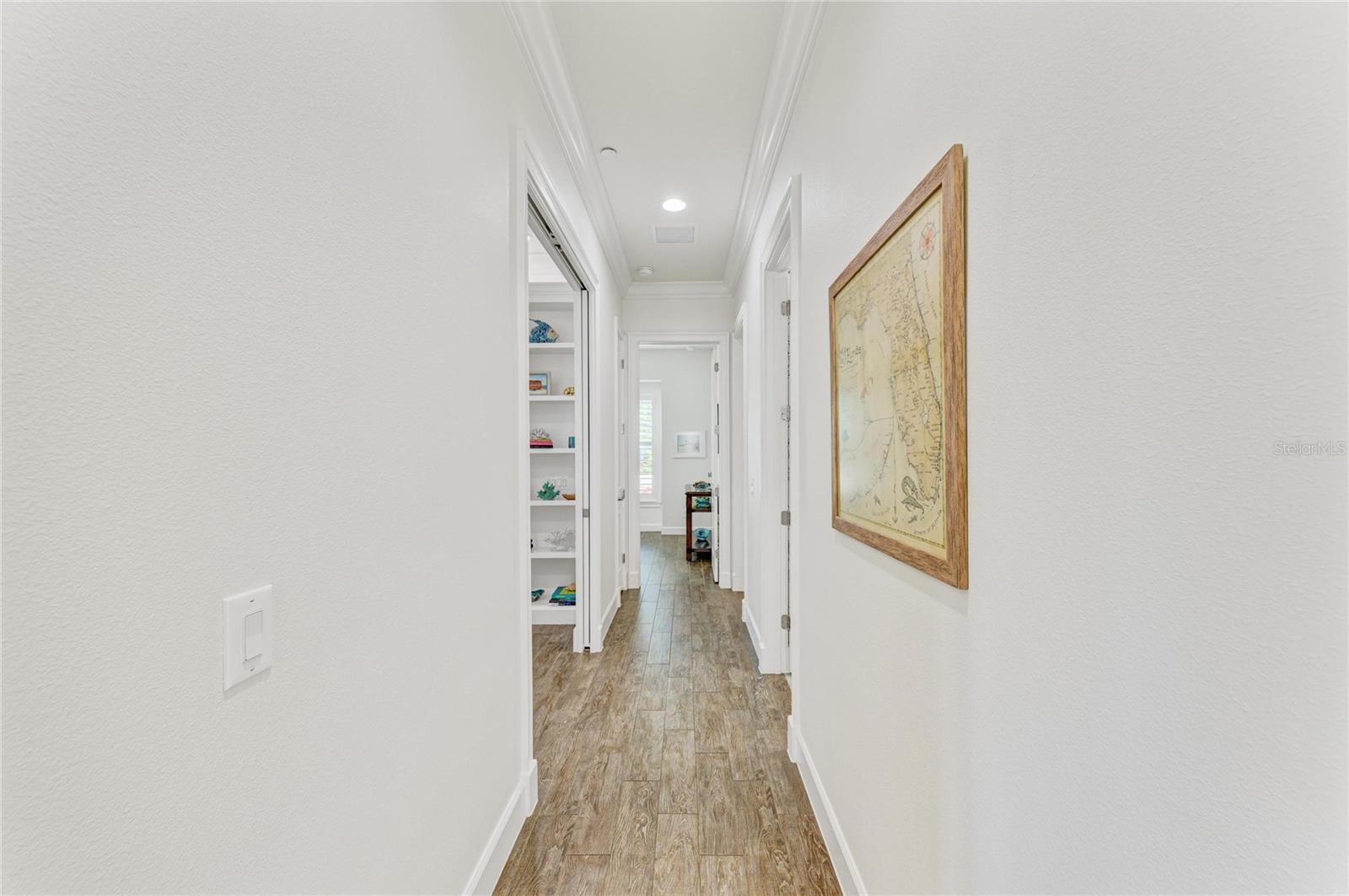 EDGEWATER WALK ON HARBOUR ISLE 5-36 - Residential