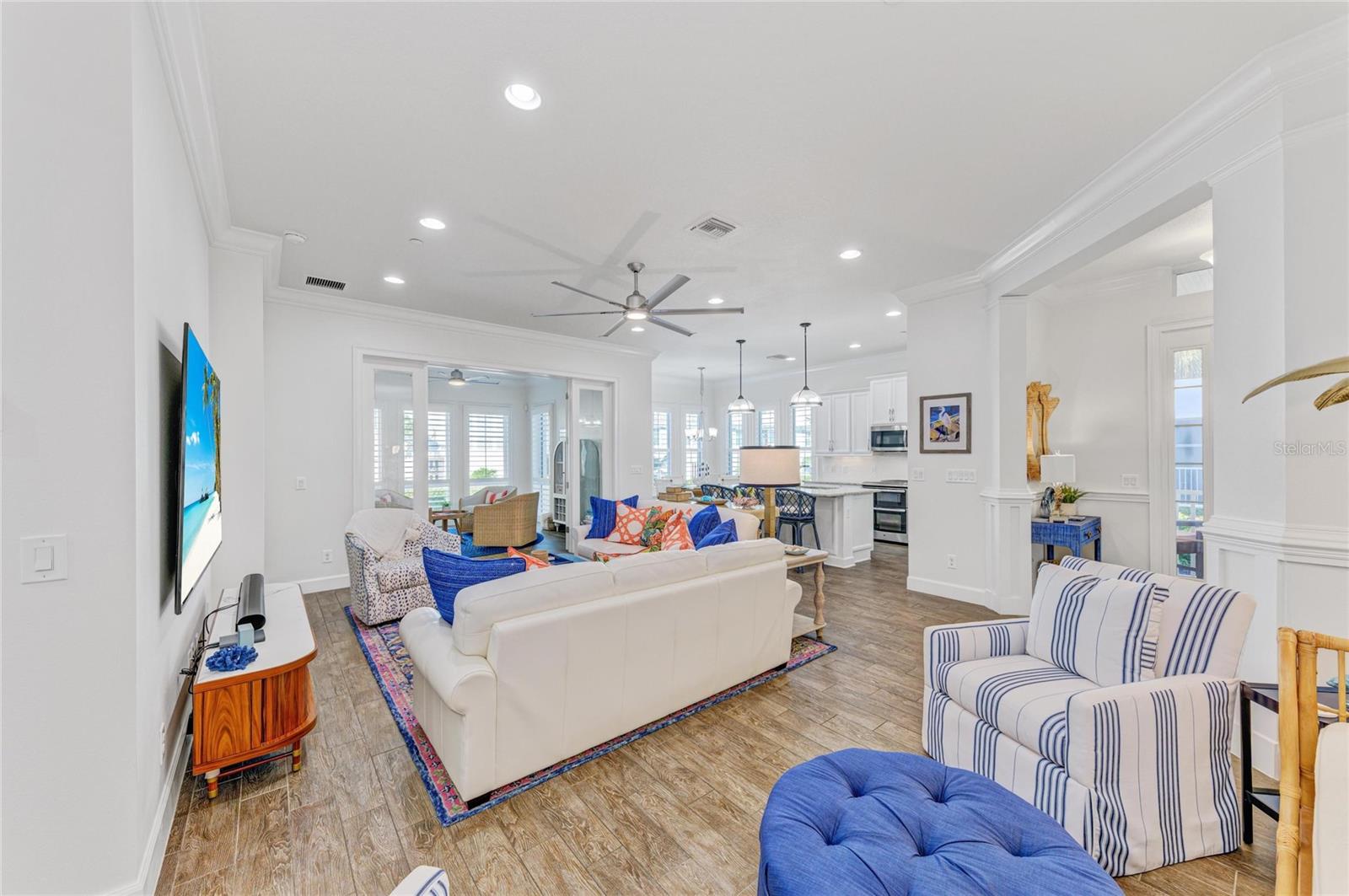 EDGEWATER WALK ON HARBOUR ISLE 5-36 - Residential