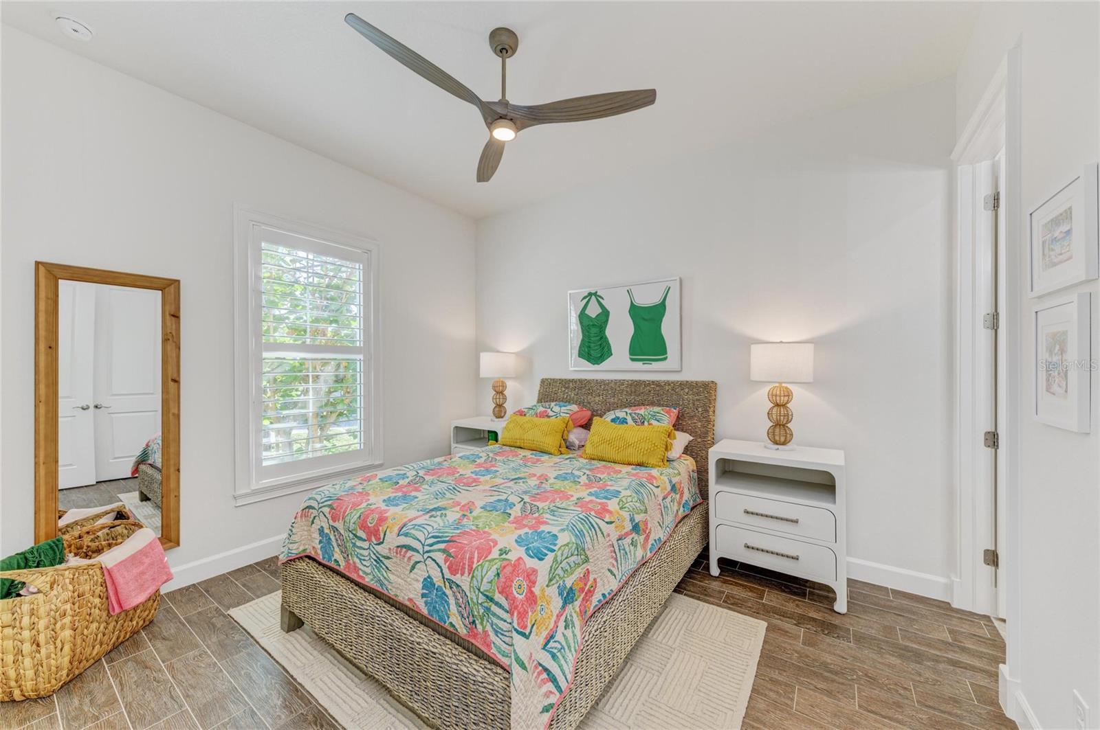 EDGEWATER WALK ON HARBOUR ISLE 5-36 - Residential