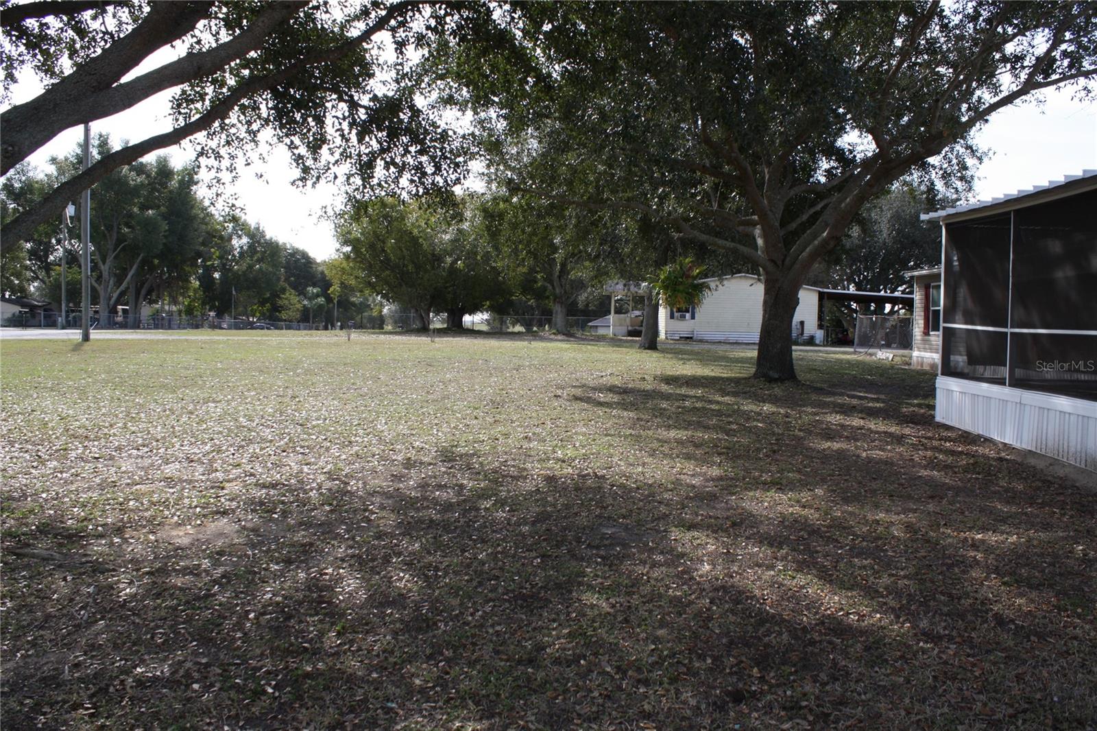 COUNTRY ACRES - Residential